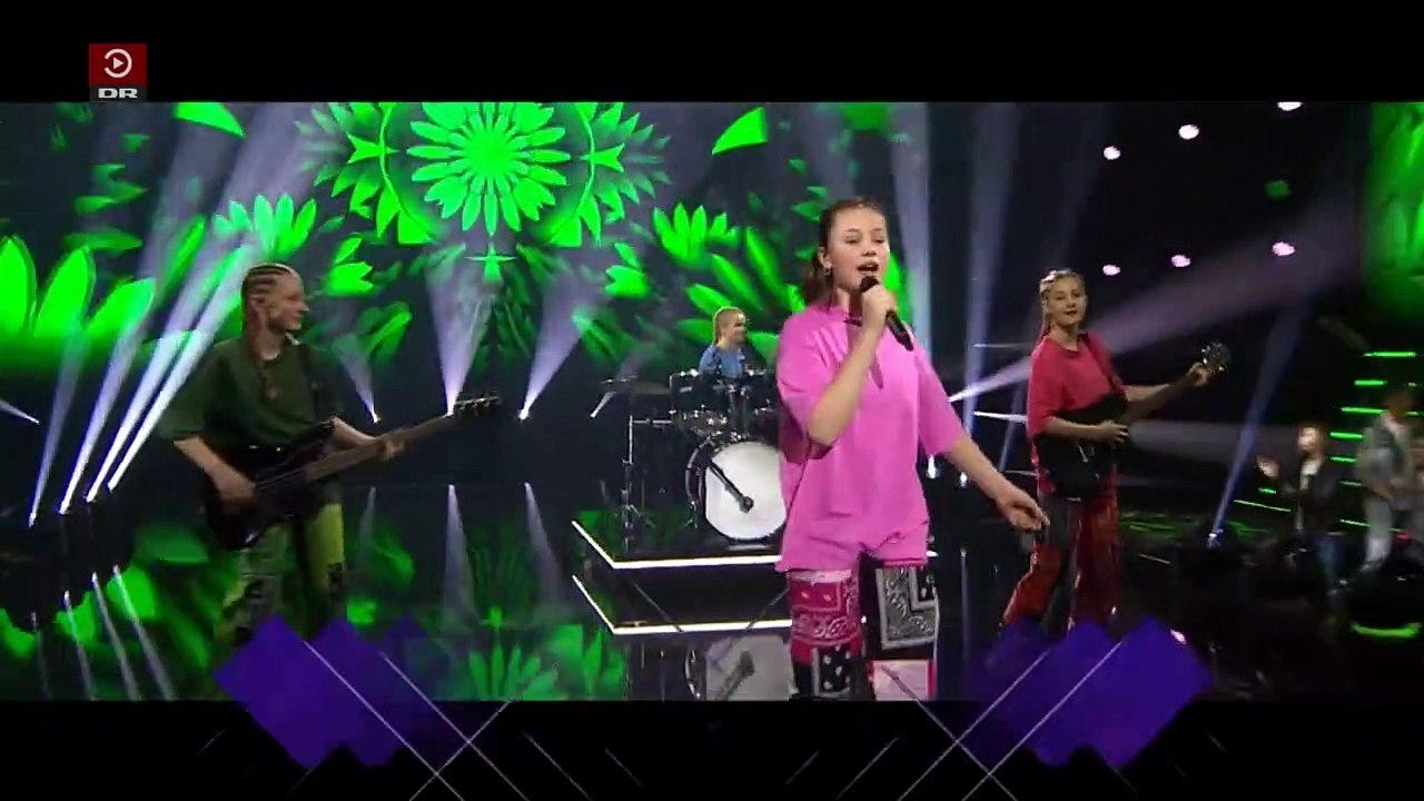 Tinke & The Winkies ~ Regnbuer | 1 gang på scenen | MGP 2021 | 27 Februar 2021 | DRTV - Danmarks Radio