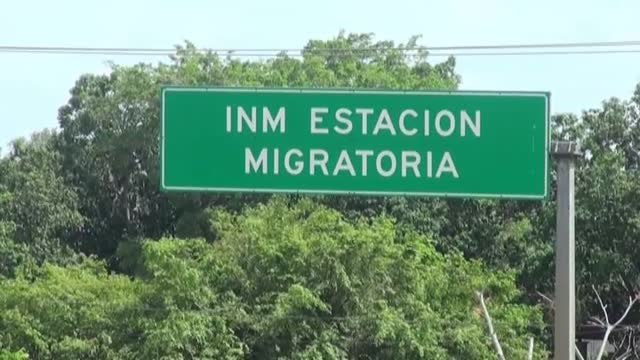 Encuentran un niño de 2 años abandonado entre un grupo de migrantes