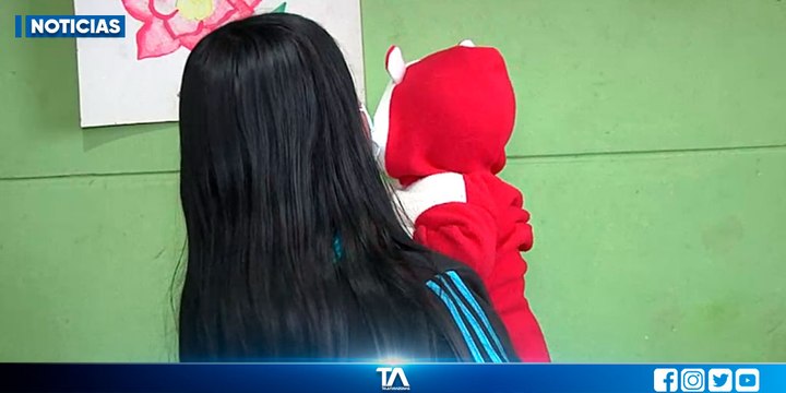 Menor habría sido violada durante tres años por la pareja de su madre