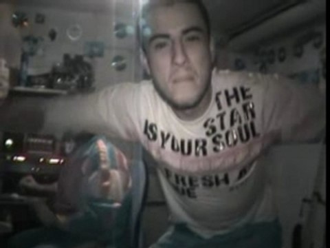 TEASER N 1 FACES CACHEES