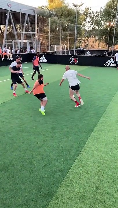 Zinédine Zidane et ses fils Enzo, Théo et Elyaz ont joué au complexe Z5 Aix. Juin 2021.