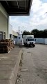 Caminhões carregados com vacinas chegam à Rede de Frios, em Belo Horizonte