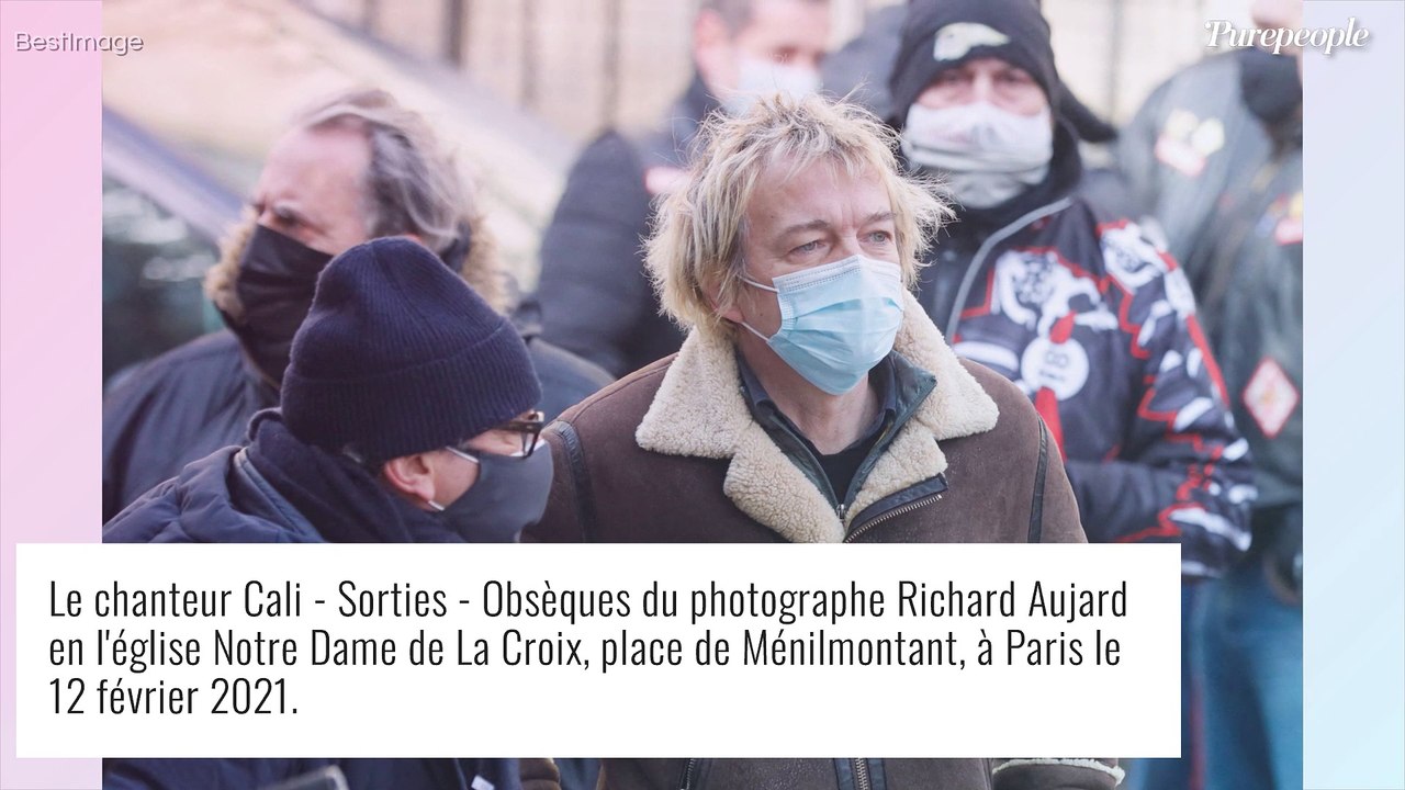 Cali : Très rare apparition de sa fille Coco, qui le rejoint sur scène en concert