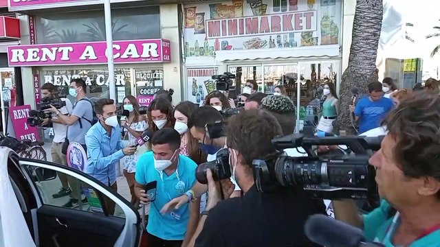 Así ha sido la salida de decenas de estudiantes confinados en Palma