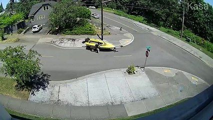 Man Tries to Stop Runaway Boat