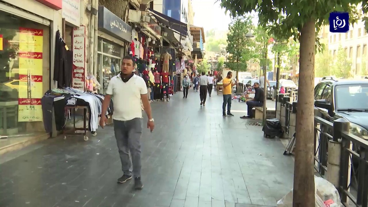 خوفا من تفشي كورونا.. فحوصات احترازية لعمال المصانع