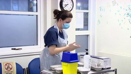 Morrison Govt defends changes to vaccination rollout