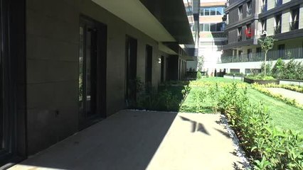 Üsküdar'da kentsel dönüşümün ardından anahtarlar hak sahiplerine teslim edildi