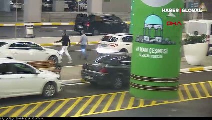 İstanbul Havalimanı'nda hırsızlık 15 saniye, yakalanmaları 3 dakika sürdü