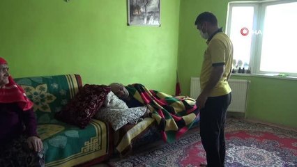 Hissettiği acılar için doktorlara yalvardı: "Ayaklarınızın altını öpeyim beni kurtarın"