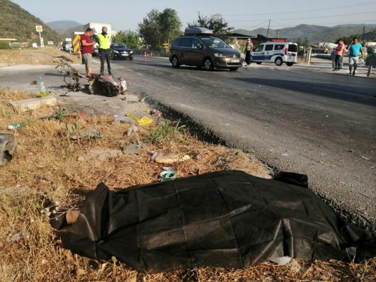 Milas'ta trafik kazası: 1 ölü - Dailymotion Video
