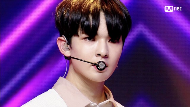 K-POP 루키 ‘EPEX(이펙스)’의 ‘Lock Down’ 무대