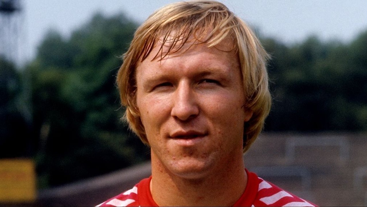 HSV-Legende, Kopfballungeheuer, Mentor - Horst Hrubesch wird 70