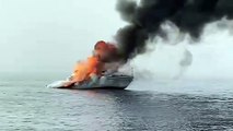 Affonda nave Gdf dopo incendio, equipaggio in salvo - Video