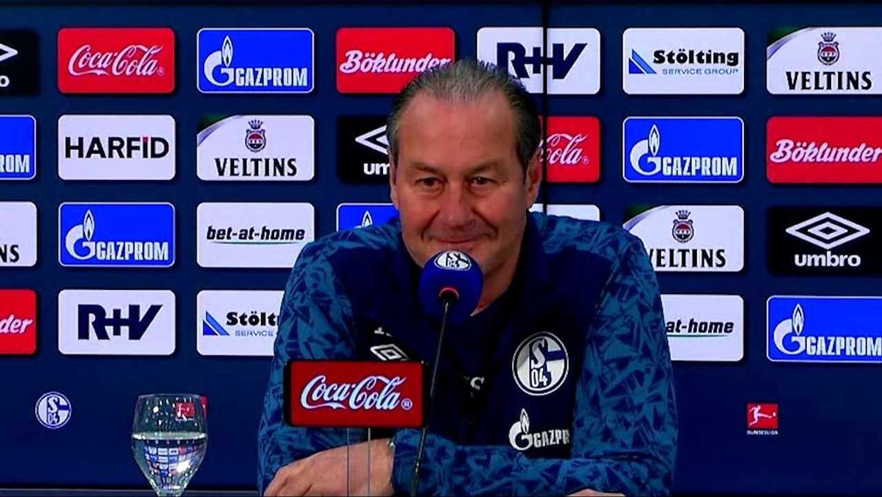 Stevens ganz klassisch: 'Die Null muss stehen' - Zusammenschnitt der Schalke-PK