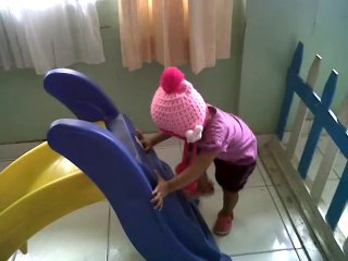 Enjoy playing in hospital area , Kaka when I was 4 years old