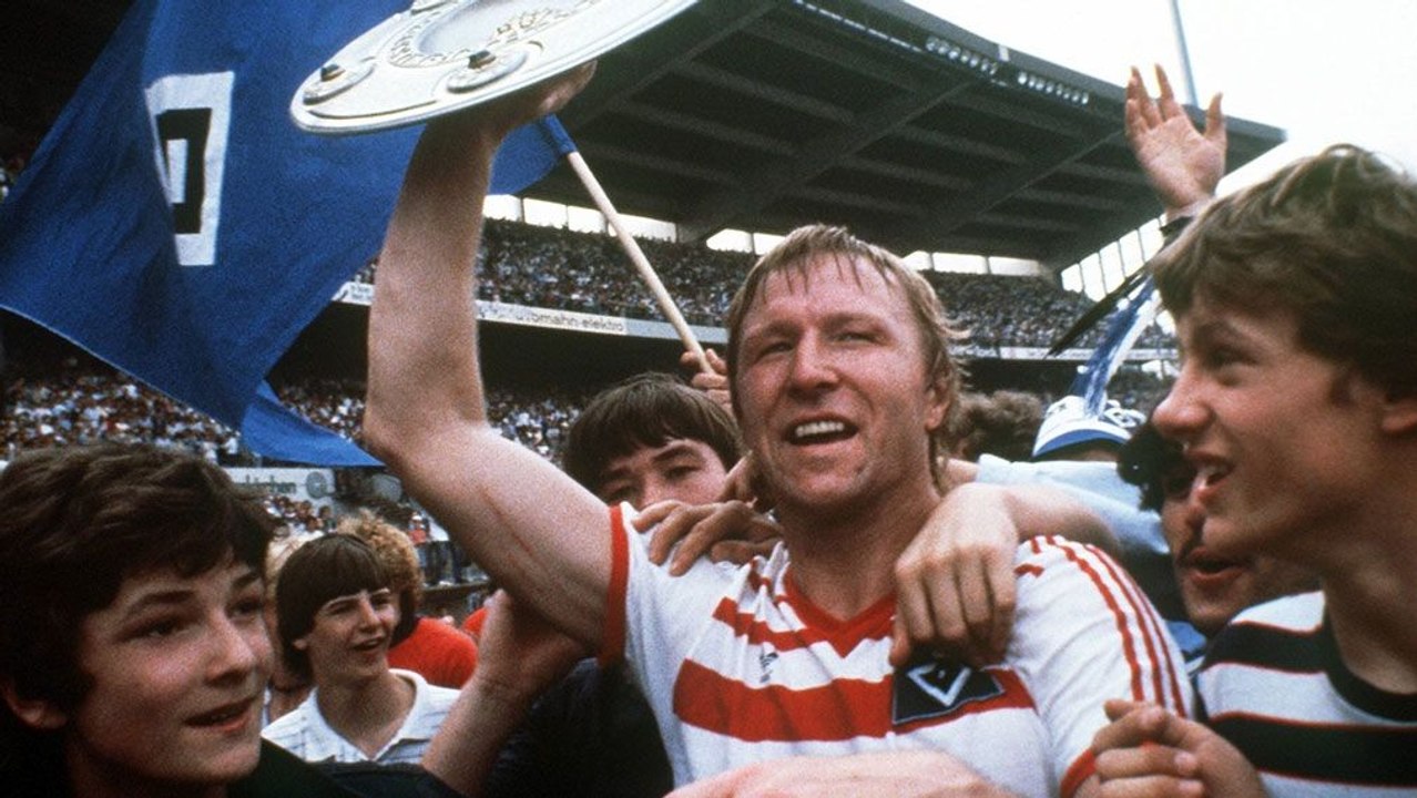 'Fels in der Brandung': Hrubesch und ein ganz ungewöhnliches Elfmeterduell