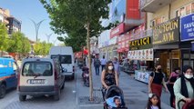 KIRŞEHİR - İç Anadolu'da kademeli normalleşmenin üçüncü etabının başlamasıyla cadde ve sokaklarda yoğunluk oluştu
