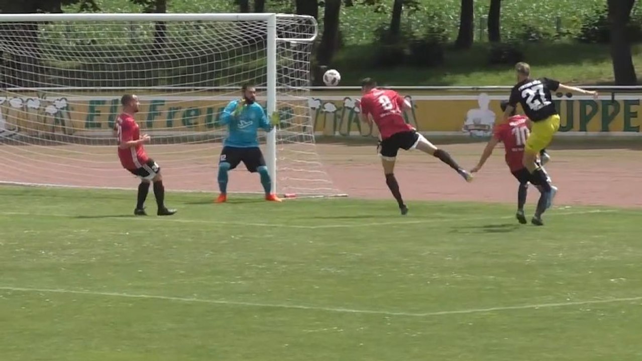 Neu-Coach Ende erfolgreich: Ochojski-Hammer lässt Fortuna Köln jubeln