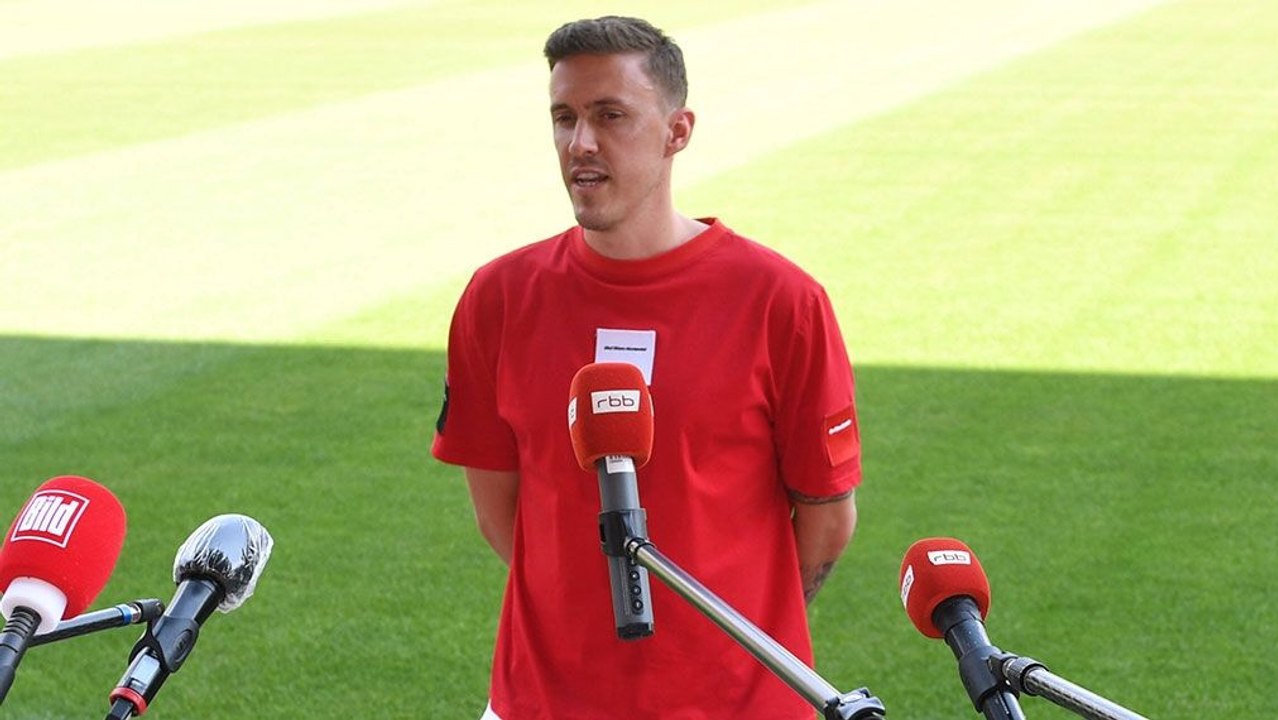 Kruse bei Vorstellung: 'Ich bin hier, um Fußball zu spielen - trotz Privatlebens'