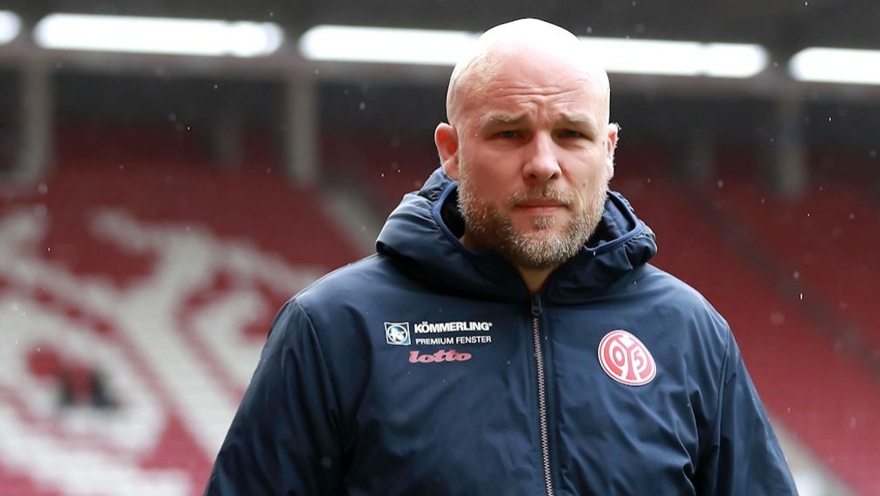 'Kompliment an die DFL': Schröder über Konzept, Tests und Spielerverträge