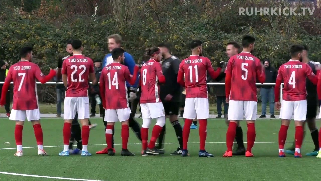 Tabellenführung verteidigt: Großkreutz jubelt mit Türkspor Dortmund