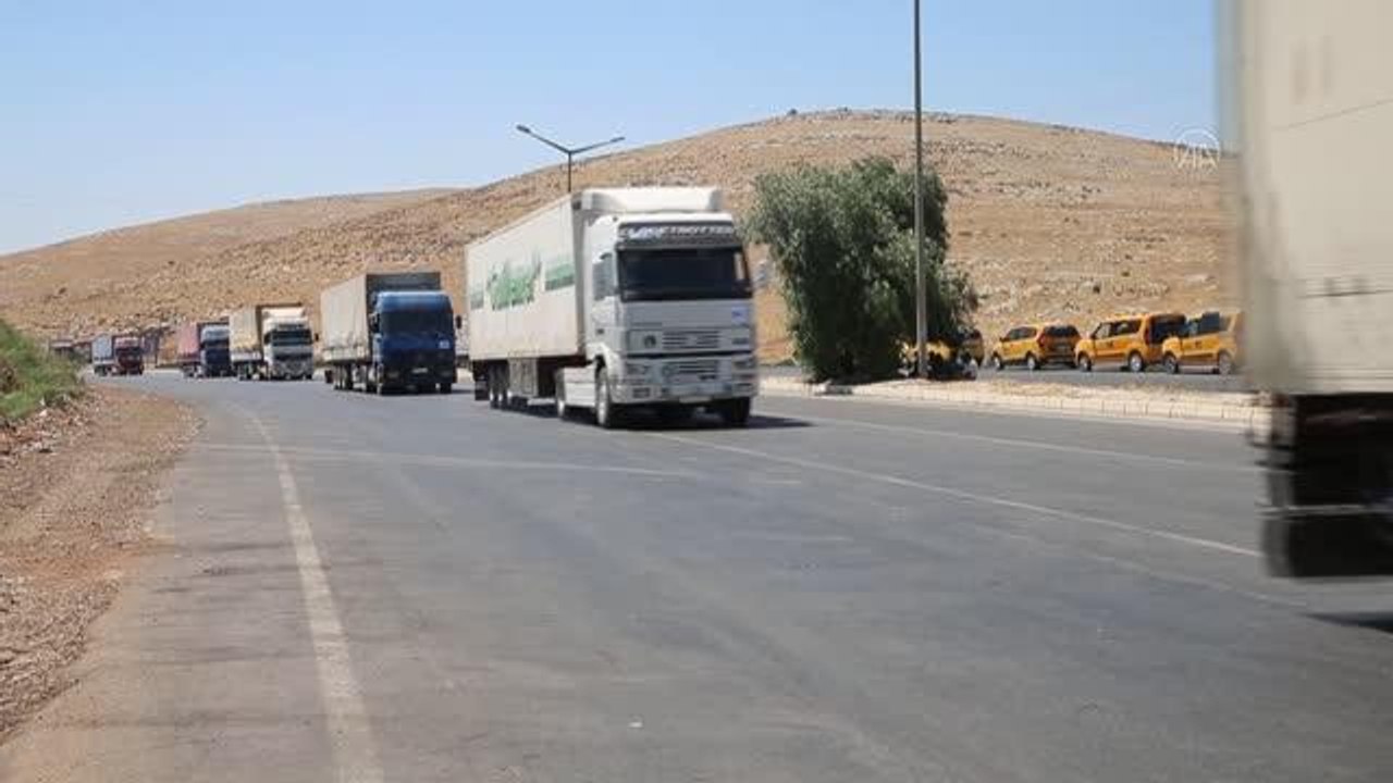 Birleşmiş Milletler, İdlib'e 93 tır insani yardım gönderdi