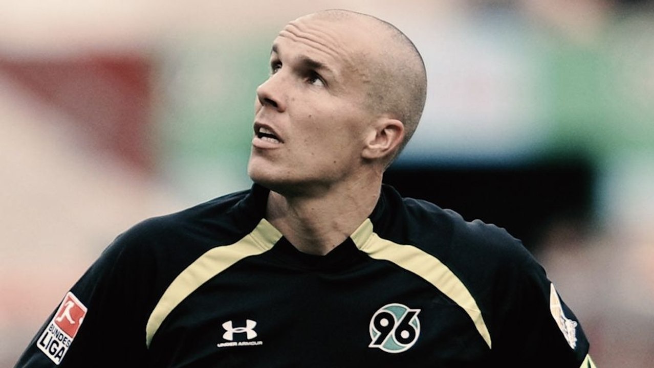 Zehn Jahre nach dem Tod von Robert Enke - 'Er ist nicht vergessen, das freut mich'