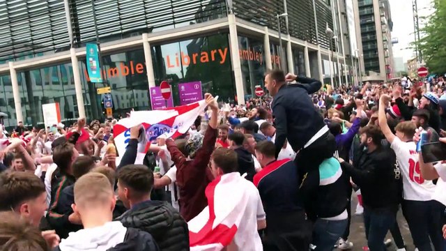 OMS “Attenzione al movimento dei tifosi, rischio di aumento contagi