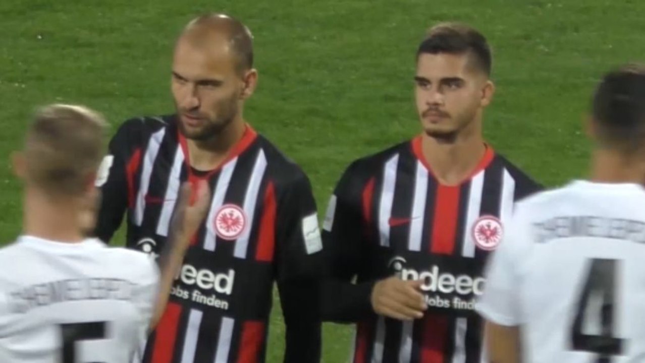 Im Video: André Silva glänzt bei Eintracht-Debüt gegen Chemie