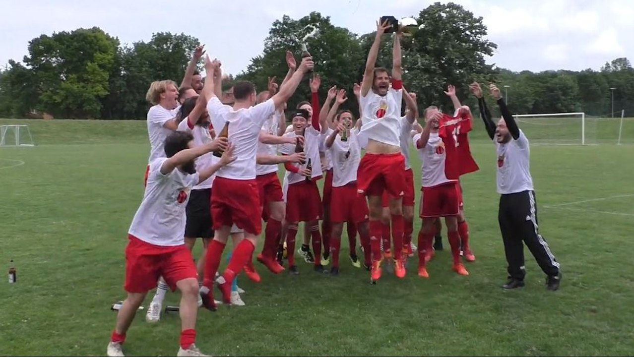 Meisterfeier in Leipzig: LSC krönt Saison mit Kantersieg