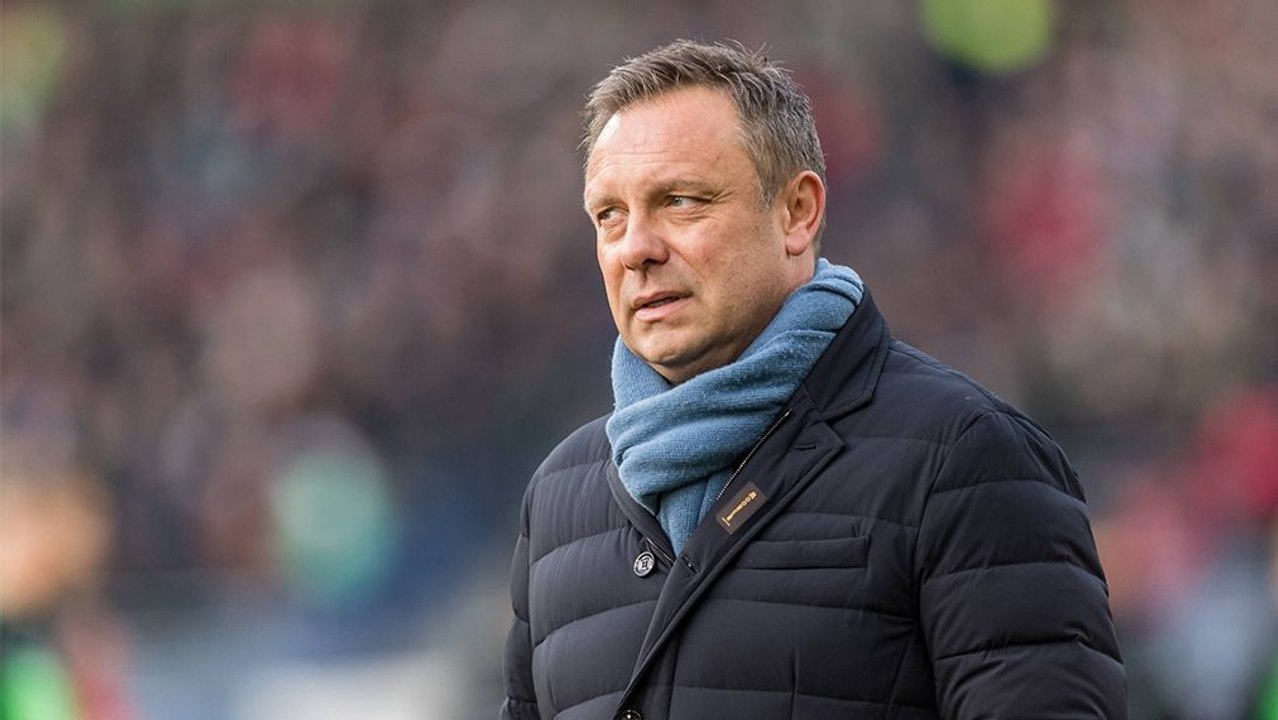 Breitenreiter bleibt 96-Trainer, 'aber wir müssen den Markt kennen'