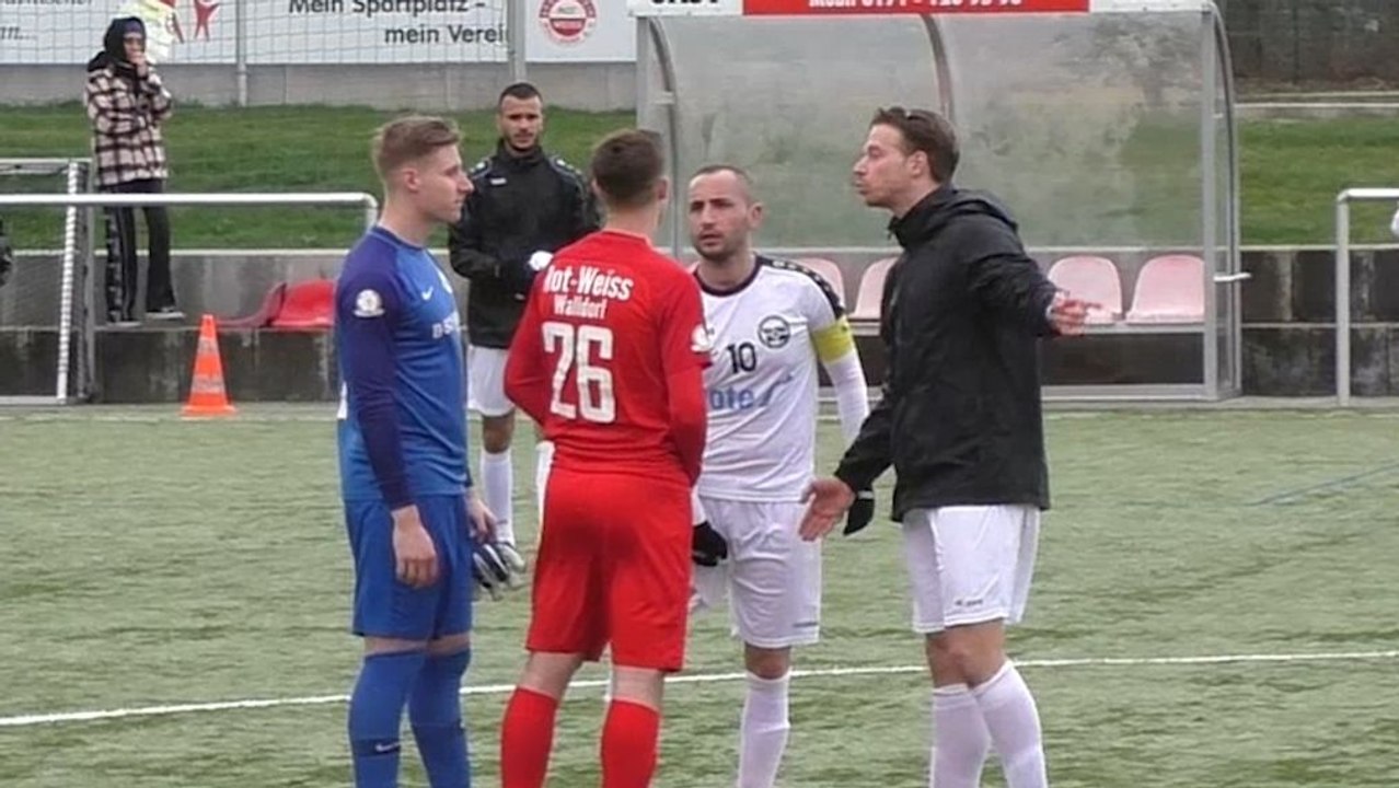 Tor-Festival: Rot-Weiß Walldorf bereitet Hanau Probleme