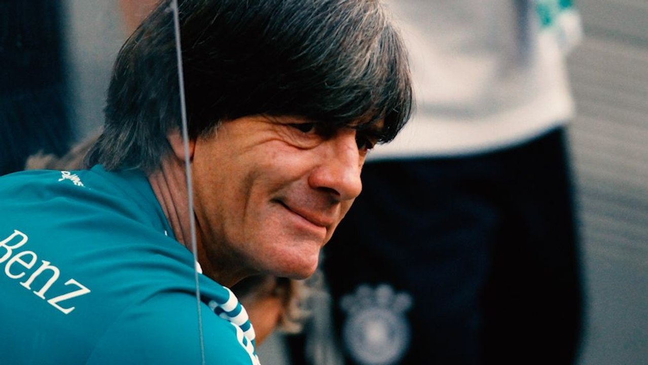 Kaum Neue: Löw verteidigt 'Umbruch light'