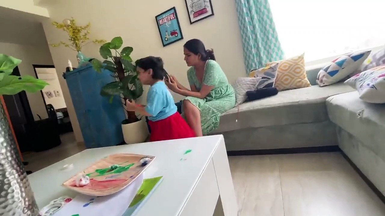 Chale Puraane Ghar
