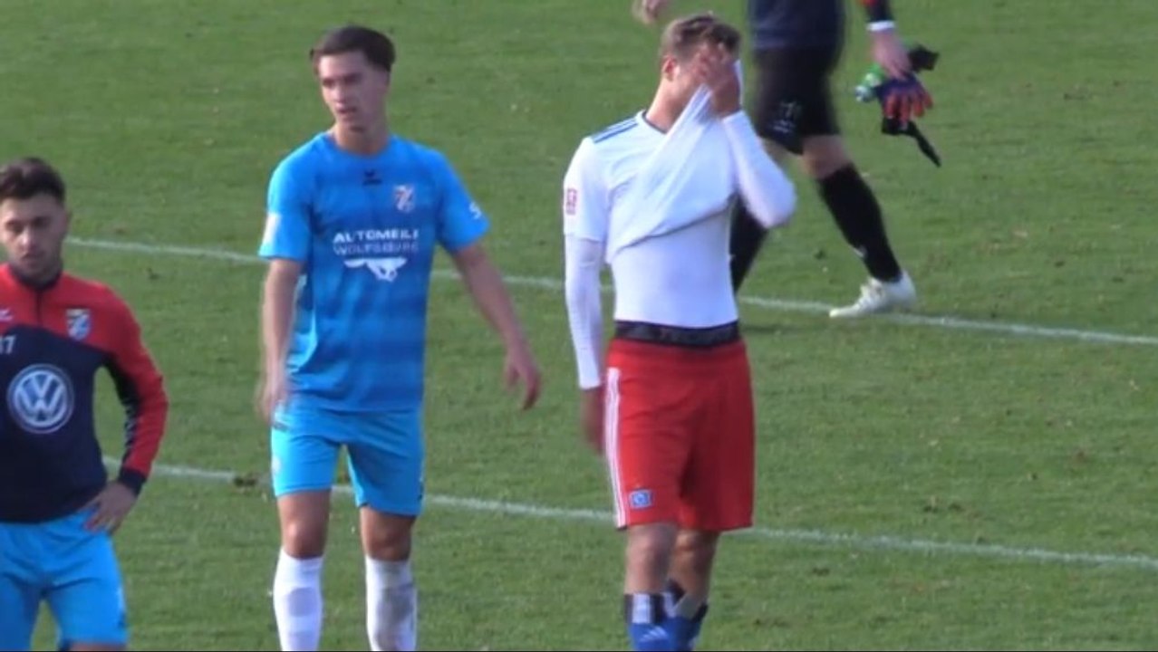 Mundhenk-Patzer: HSV-U 21 kassiert Last-Minute Ausgleich