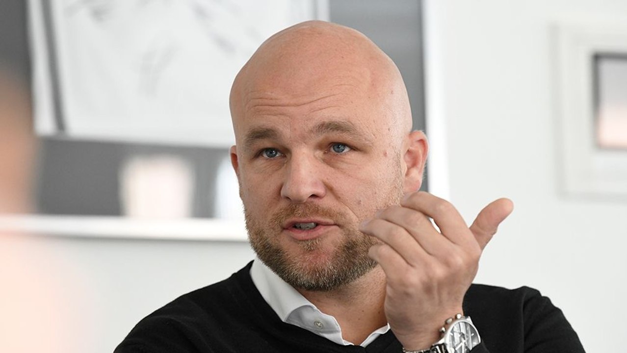 'Wollen guten Fußball bieten': Schröder zu Gast beim kicker