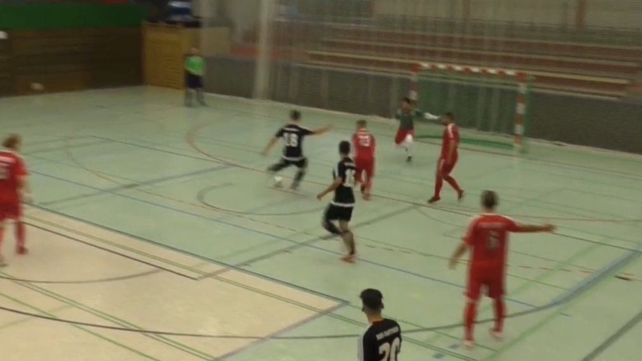 Klarer Derbyerfolg: 20 Tore beim Futsal-Saisonauftakt