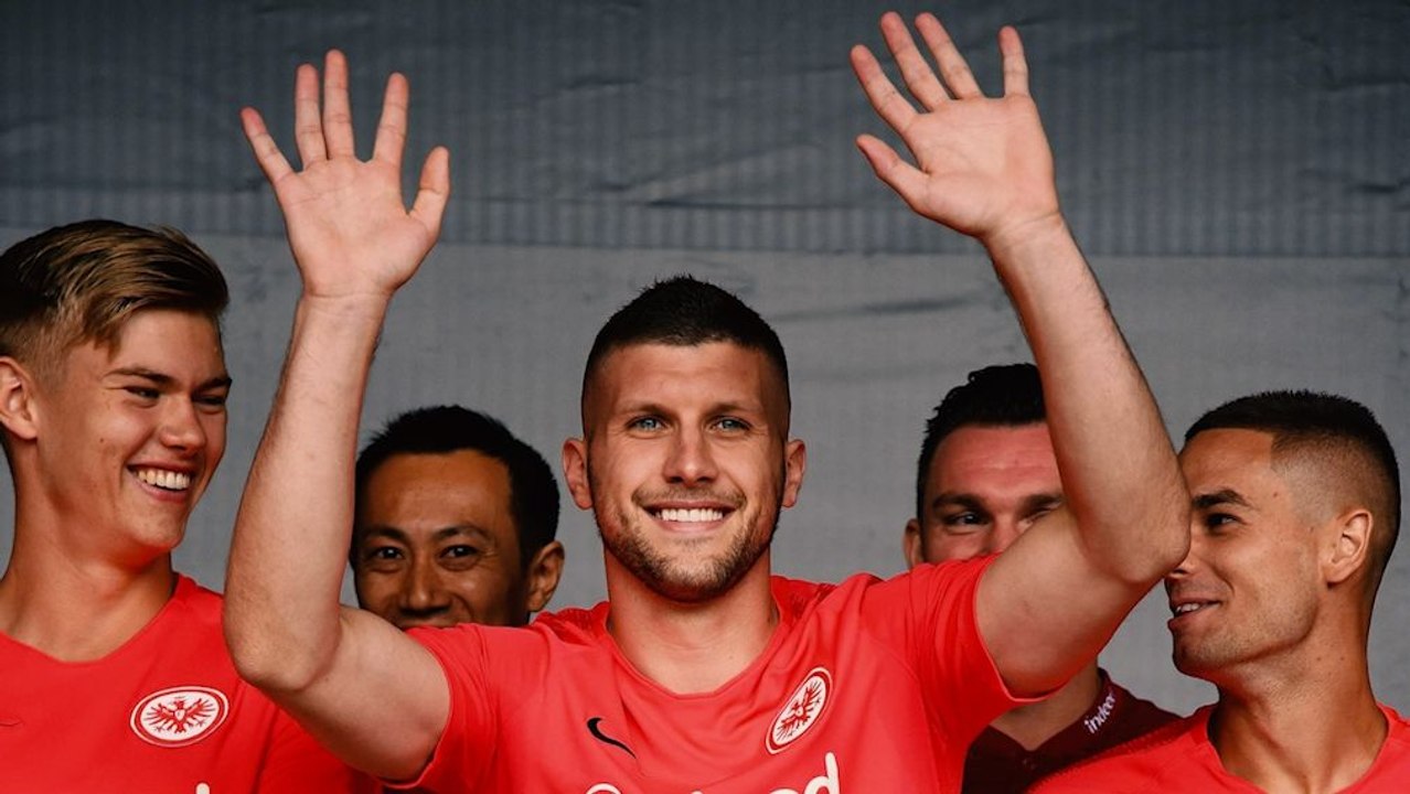 Kader, Trainer, Spielstil: Eintracht Frankfurt im Wandel