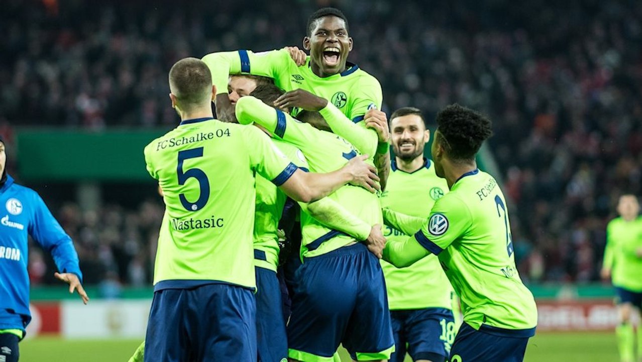 'Hab' den selten so gesehen': Tedesco nach Schalkes Elferkrimi