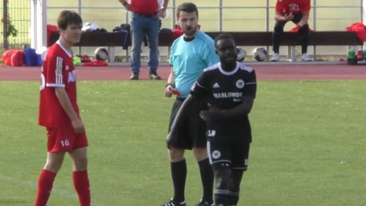 Spektakel in Stralau: Berliner SC dreht Spiel in Unterzahl