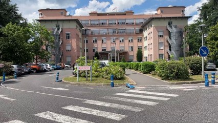 Congé paternité : les papas pourront rester 28 jours avec bébé désormais