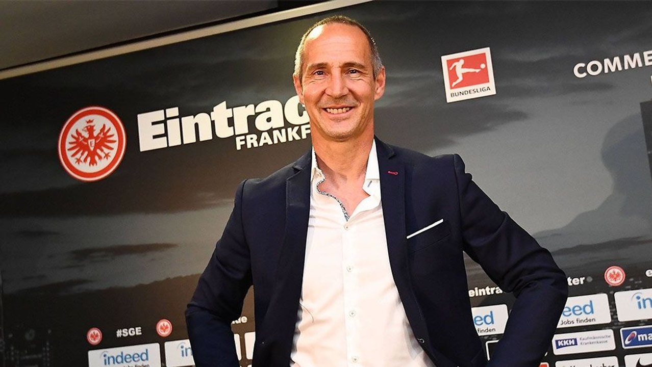 Adi Hütter: Offensive und Teamgeist für die Eintracht