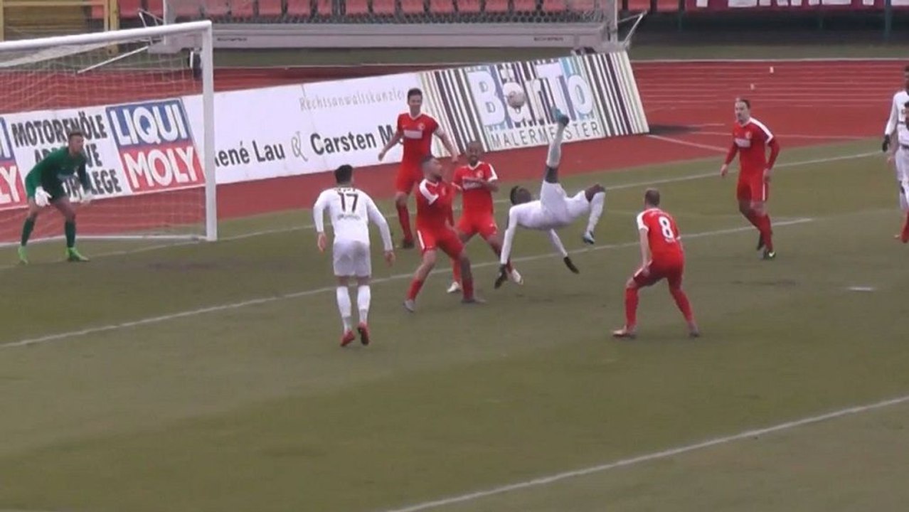 Ex-Profi Okoronkwo mit Fallrückzieher - BFC im Pokalhalbfinale