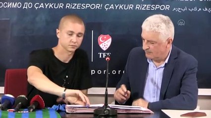 RİZE - Çaykur Rizespor'da Sebastian Holmen için imza töreni düzenlendi