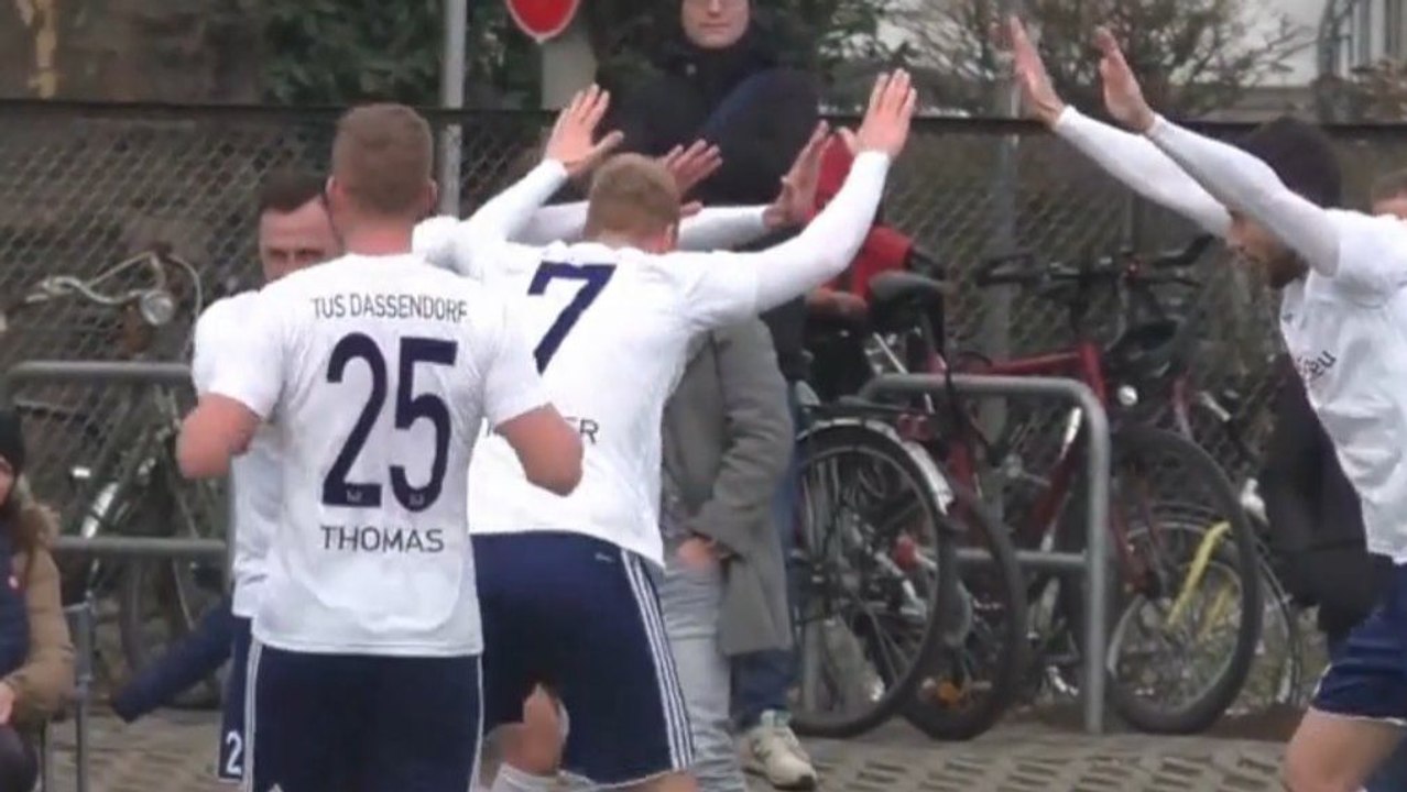 Spitzenspiel - Dassendorf vor Meisterschaft?