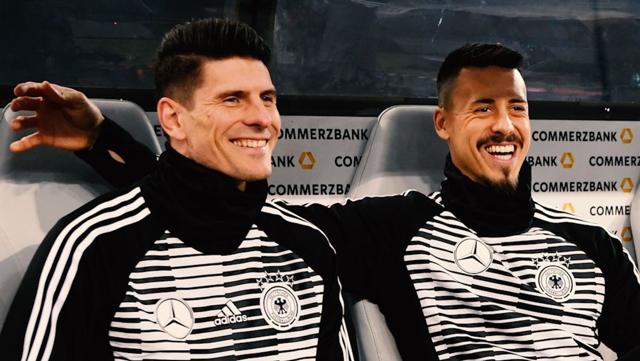Gomez oder Wagner - Wer fährt zur WM?