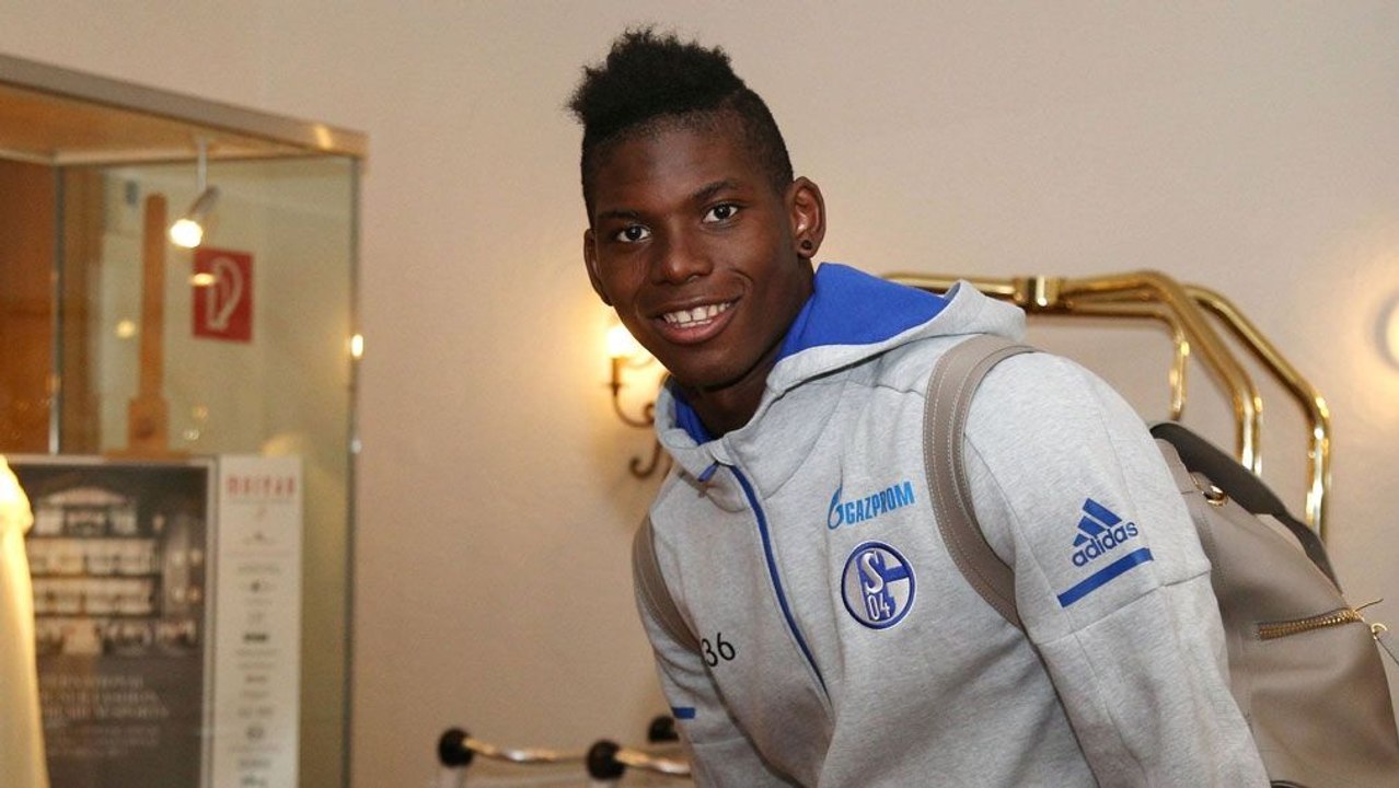 Lang ersehntes Comeback: Embolo wieder für Schalke unterwegs