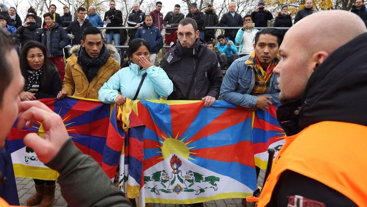 Eklat bei Premiere von Chinas U 20