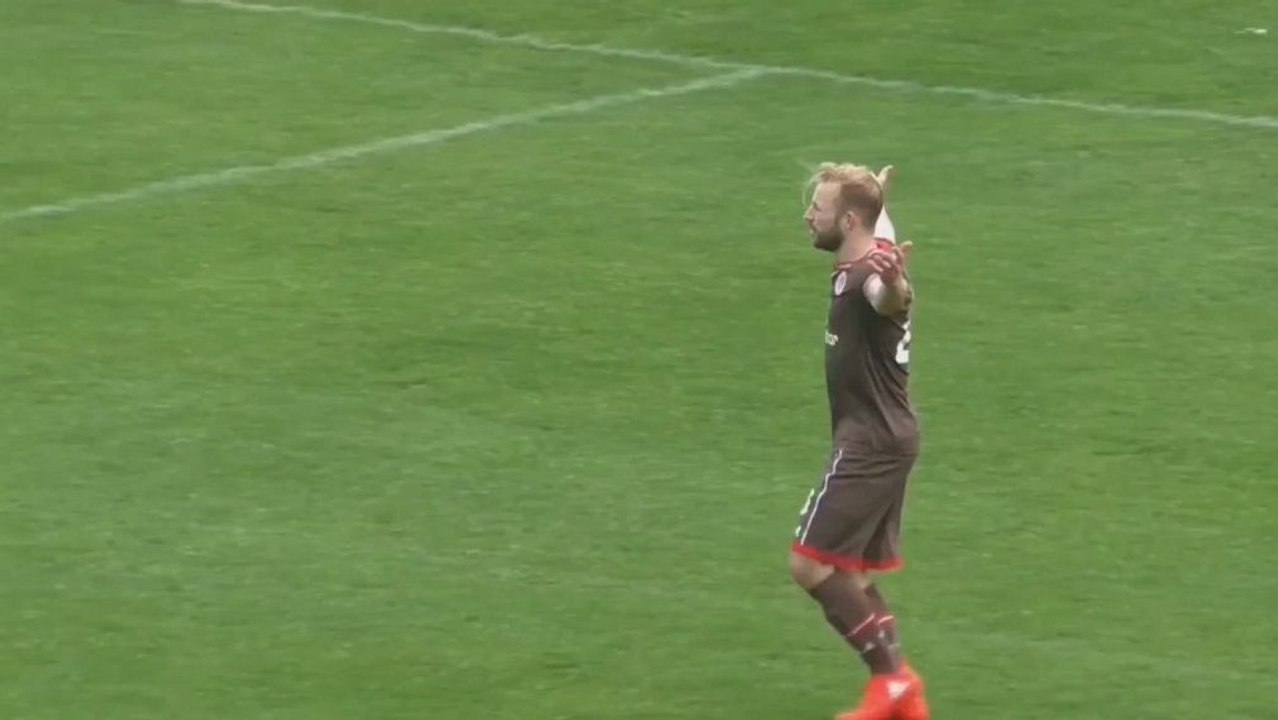 Geniestreich: Schneiders Lupfer-Tor